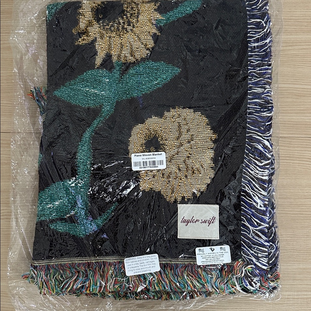 Taylor Swift The Eras Tour Acoustic Piano Blanket